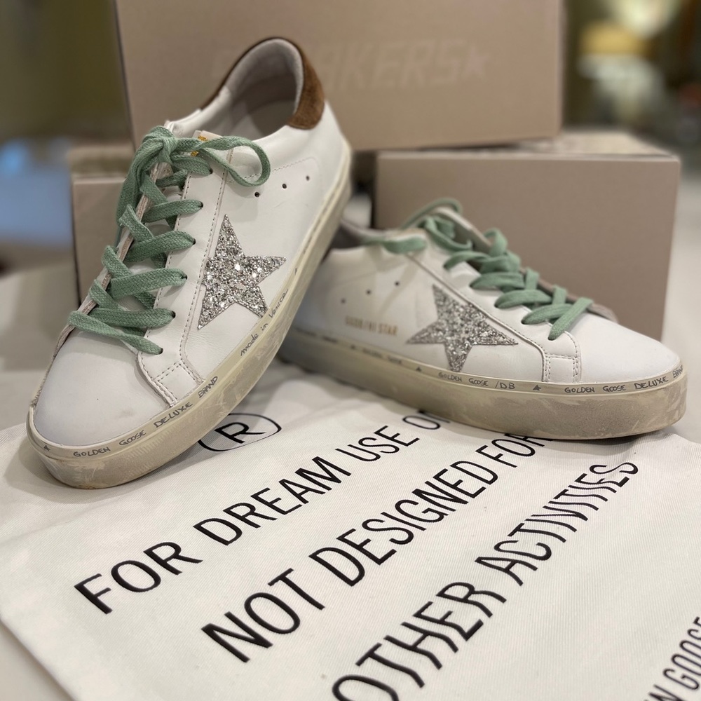⭐️Golden Goode Hi star! ⭐️

⭐️Size 38⭐️